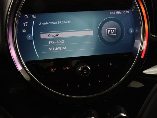 Mini Countryman 1.5 Cooper S E ALL4 Business Edition | SOH 91,5% | Leder/Alcantara | Carplay | Memory | Navigatie... ActivLease financial lease