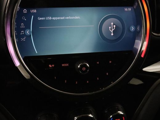 Mini Countryman 1.5 Cooper S E ALL4 Business Edition | SOH 91,5% | Leder/Alcantara | Carplay | Memory | Navigatie... ActivLease financial lease