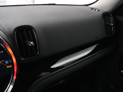 Mini Countryman 1.5 Cooper S E ALL4 Business Edition | SOH 91,5% | Leder/Alcantara | Carplay | Memory | Navigatie... ActivLease financial lease