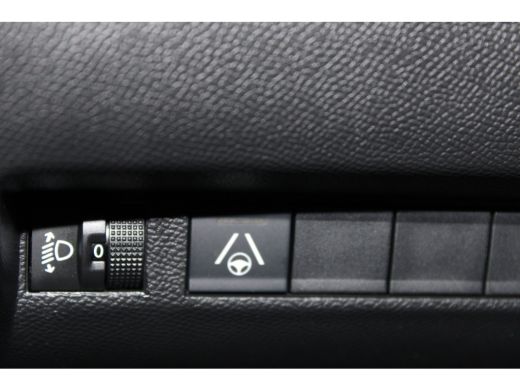 Peugeot 2008 Allure Automaat | Navigatie | Camera | Adaptieve Cruise control | ActivLease financial lease