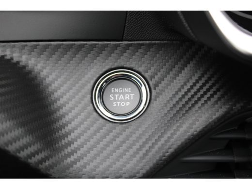Peugeot 2008 Allure Automaat | Navigatie | Camera | Adaptieve Cruise control | ActivLease financial lease