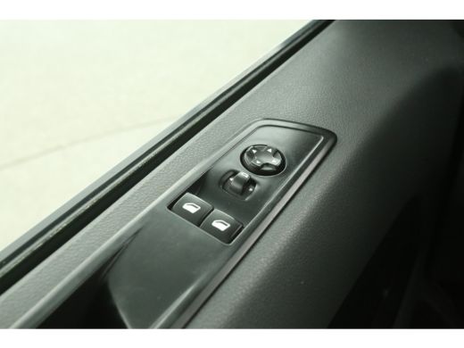 Peugeot Expert BlueHDI L3H1 | Airco | Cruise | 3 Zits | Trekhaak | Parkeersens. ActivLease financial lease