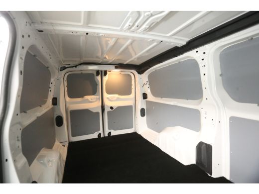 Peugeot Expert BlueHDI L3H1 | Airco | Cruise | 3 Zits | Trekhaak | Parkeersens. ActivLease financial lease