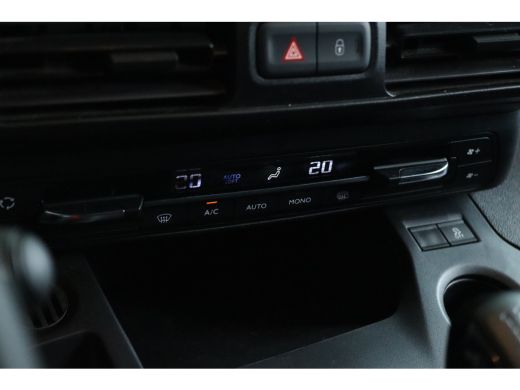 Peugeot Partner 1.5 BlueHDI Asphalt | Parkeercamera | Carplay | Stoelverwarming | Navi | Trekhaak ActivLease financial lease