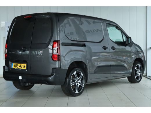 Peugeot Partner 1.5 BlueHDI Asphalt | Parkeercamera | Carplay | Stoelverwarming | Navi | Trekhaak ActivLease financial lease