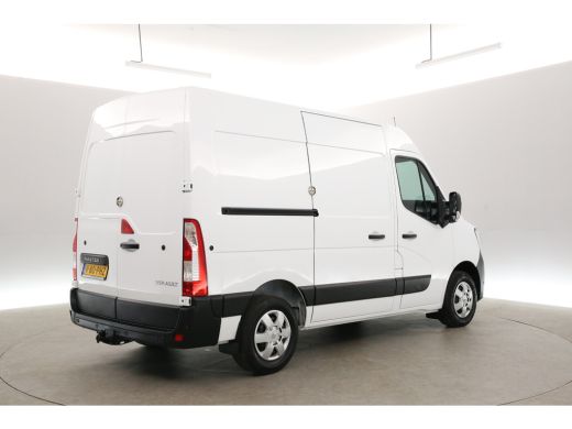 Renault Master 2.3 dCi L1H2 | Airco | Cruise | Camera | Carplay | 3 Zits | Trekhaak ActivLease financial lease