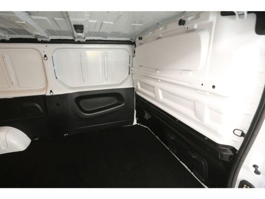 Renault Trafic 2.0 dCi L2H1 | Airco | Cruise | 3 Zits | Carplay | LED | Navi | Parkeersens. ActivLease financial lease
