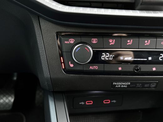 Seat Arona 1.0 TSI Xperience 111PK Automaat / Stoelverwarming / Airco-ecc. / 1/2 leder / Lmv.18" / Navigatie... ActivLease financial lease