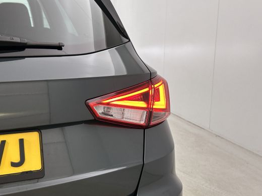 Seat Arona 1.0 TSI Xperience 111PK Automaat / Stoelverwarming / Airco-ecc. / 1/2 leder / Lmv.18" / Navigatie... ActivLease financial lease
