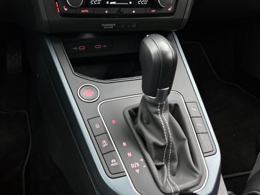Seat Arona 1.0 TSI Xperience 111PK Automaat / Stoelverwarming / Airco-ecc. / 1/2 leder / Lmv.18" / Navigatie... ActivLease financial lease