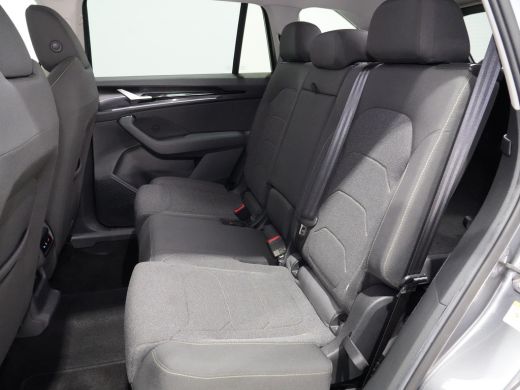 Skoda Kodiaq 1.5 TSI 150pk DSG MHEV First Ed. 7p. | Trekhaak | Navigatie | Camera | Stoelverw. 243 ActivLease financial lease