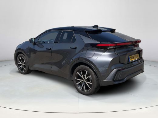 Toyota C-HR 2.0 Plug-in Hybrid 220 Dynamic ActivLease financial lease