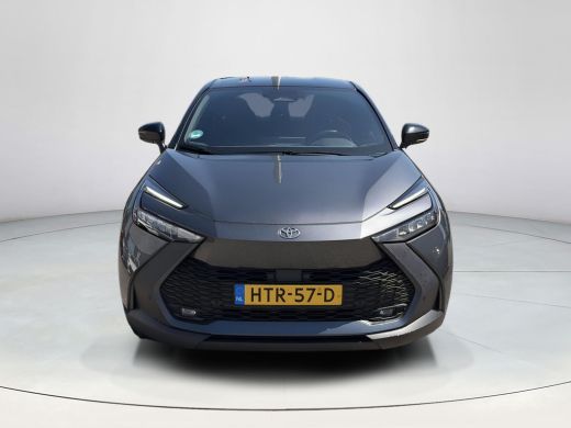 Toyota C-HR 2.0 Plug-in Hybrid 220 Dynamic ActivLease financial lease