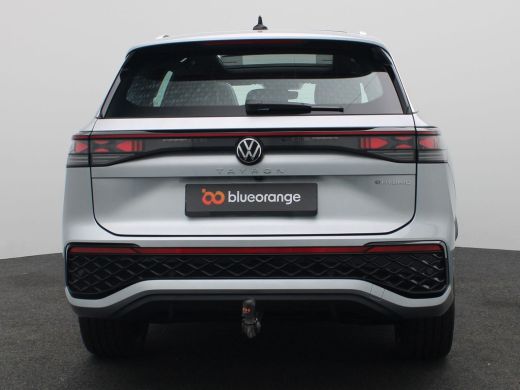Volkswagen Tayron 1.5 eHybrid R-Line Edition 272PK DSG SOH 99,68%, Panoramadak, Trekhaak, Achteruitrijcamera, Navi ... ActivLease financial lease