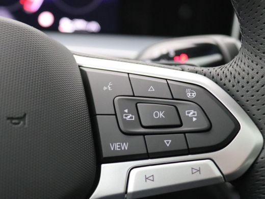 Volkswagen Tayron 1.5 eHybrid R-Line Edition 272PK DSG SOH 99,68%, Panoramadak, Trekhaak, Achteruitrijcamera, Navi ... ActivLease financial lease