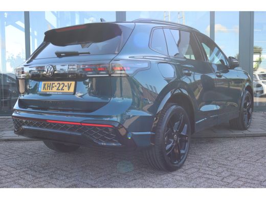 Volkswagen Tiguan 1.5 eHybrid R-Line Edition | Trekhaak elektrisch uitklapbaar ActivLease financial lease
