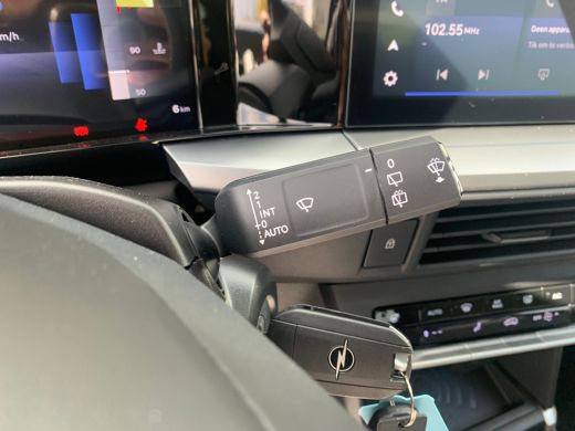 Opel Frontera GS | &euro;3000,- korting !! | 10'' Digitaal instrumentenpaneel | 17" Lichtmetalen velgen in Zwart met... ActivLease financial lease