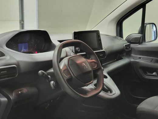 Peugeot Partner 1.2PureTech 111pk Benzine! ActivLease financial lease