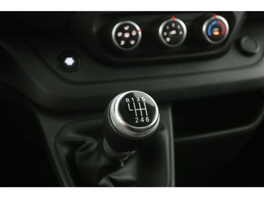 Renault Trafic 2.0 dCi L2H1 | Airco | Cruise | Camera | 3 Zits | LED | Parkeersens. ActivLease financial lease