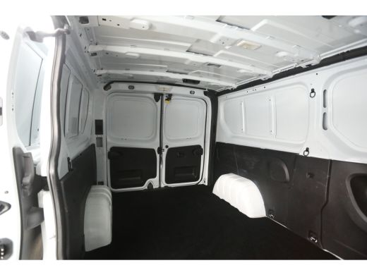 Renault Trafic 2.0 dCi L2H1 | Airco | Cruise | Camera | 3 Zits | LED | Parkeersens. ActivLease financial lease