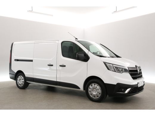 Renault Trafic 2.0 dCi L2H1 | Airco | Cruise | Carplay | 3 Zits | LED | Navi | Parkeersens. ActivLease financial lease