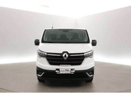 Renault Trafic 2.0 dCi L2H1 | Airco | Cruise | Carplay | 3 Zits | LED | Navi | Parkeersens. ActivLease financial lease