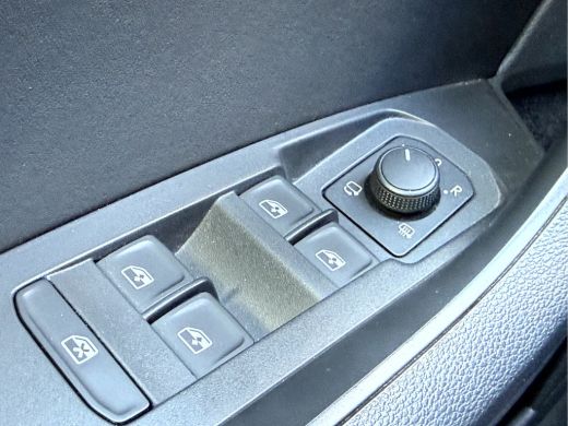 Skoda Kodiaq 1.5 TSI Limited Edition Navi, Camera, App Connect, Sfeerverlichting ActivLease financial lease