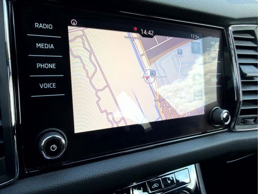 Skoda Kodiaq 1.5 TSI Limited Edition Navi, Camera, App Connect, Sfeerverlichting ActivLease financial lease