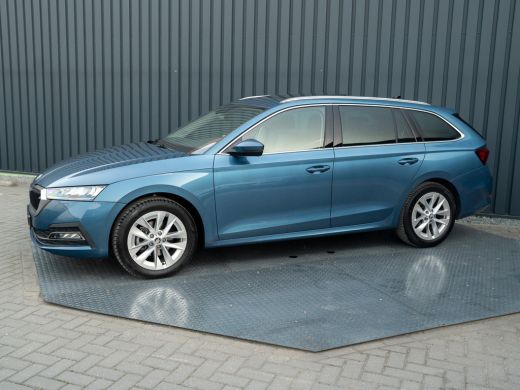 Skoda Octavia Combi 1.0 TSI Business Edition Plus | Panodak | Elk. A. klep | Camera | Adapt. Cr. | Prijs Rijkla... ActivLease financial lease