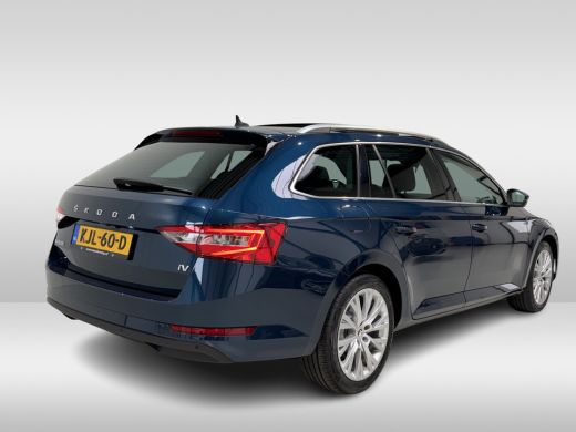 Skoda Superb Combi 1.4 TSI iV Business Edition | Leder | Pano dak | Trekhaak ActivLease financial lease