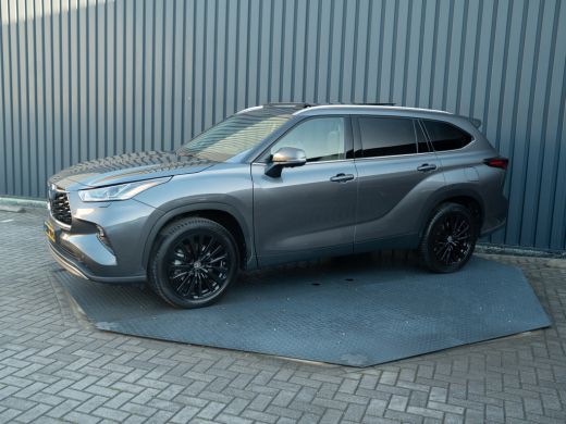Toyota Highlander 2.5 AWD Hybrid Premium 7 pers. | Panodak | 20'' | JBL | Stoelgeheugen | 360 Camera | Head Up | BS... ActivLease financial lease
