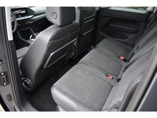 Volkswagen Caddy Kombi Limited Edition 1.5 e-Hybrid Limited Edition | 12V-aansluiting in dashboard en laadruimte |... ActivLease financial lease
