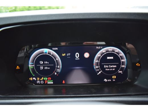 Volkswagen Caddy Kombi Limited Edition 1.5 e-Hybrid Limited Edition | 12V-aansluiting in dashboard en laadruimte |... ActivLease financial lease