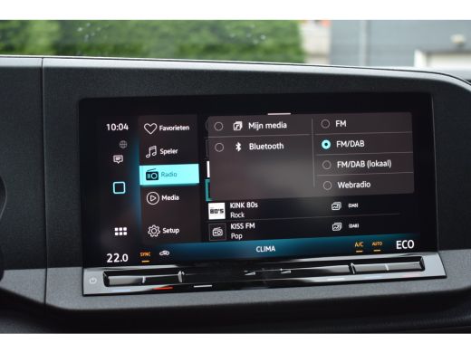 Volkswagen Caddy Kombi Limited Edition 1.5 e-Hybrid Limited Edition | 12V-aansluiting in dashboard en laadruimte |... ActivLease financial lease