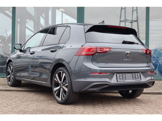 Volkswagen Golf Life Edition eHybrid | 'App-Connect' draadloze smartphone integratie | Achterbank in ongelijke de... ActivLease financial lease