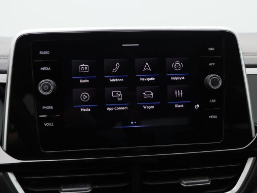 Volkswagen T-Roc 1.5 TSi 150 Pk Automaat R-Line Business | Trekhaak | Stoelverwarming | Camera | Adaptive Cruise |... ActivLease financial lease