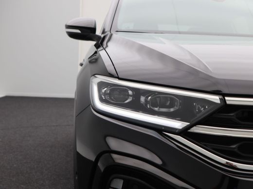 Volkswagen T-Roc 1.5 TSi 150 Pk Automaat R-Line Business | Trekhaak | Stoelverwarming | Camera | Adaptive Cruise |... ActivLease financial lease