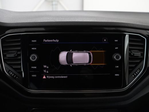 Volkswagen T-Roc 1.5 TSI Sport | Carplay | Virtual Cockpit | Full LED | Navigatie | Climate control | Parkeerhulp ... ActivLease financial lease