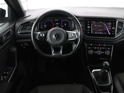Volkswagen T-Roc 1.5 TSI Sport | Carplay | Virtual Cockpit | Full LED | Navigatie | Climate control | Parkeerhulp ... ActivLease financial lease