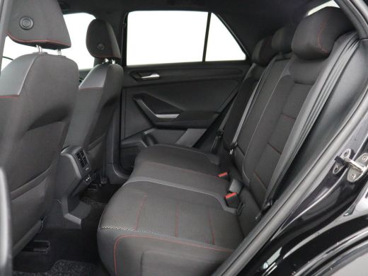 Volkswagen T-Roc 1.5 TSI Sport | Carplay | Virtual Cockpit | Full LED | Navigatie | Climate control | Parkeerhulp ... ActivLease financial lease