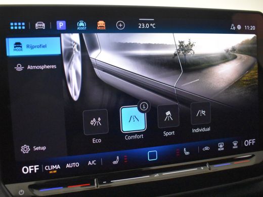 Volkswagen T-Roc R-Line First Edition | 'App-Connect' draadloze smartphone integratie | 30,5 cm display met 2D en ... ActivLease financial lease