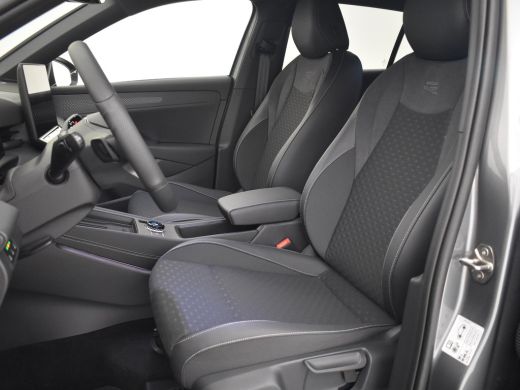 Volkswagen T-Roc R-Line First Edition | 'App-Connect' draadloze smartphone integratie | 30,5 cm display met 2D en ... ActivLease financial lease