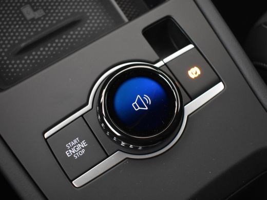 Volkswagen T-Roc R-Line First Edition | 'App-Connect' draadloze smartphone integratie | 30,5 cm display met 2D en ... ActivLease financial lease