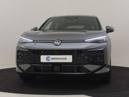 Volkswagen T-Roc R-Line First Edition | 'App-Connect' draadloze smartphone integratie | 30,5 cm display met 2D en ... ActivLease financial lease