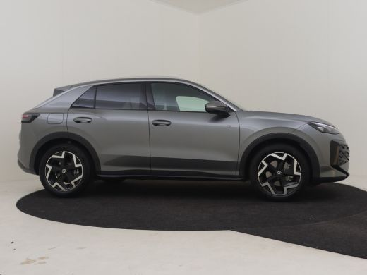 Volkswagen T-Roc R-Line First Edition | 'App-Connect' draadloze smartphone integratie | 30,5 cm display met 2D en ... ActivLease financial lease