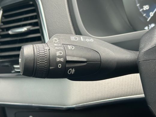 Volvo  XC90 2.0 T8 Recharge AWD R-Design | Luchtvering | Trekhaak | 22'' | 360 camera | HU-Display | Pano | H... ActivLease financial lease