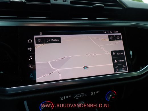 Audi Q3 40 TFSI QUATTRO ! VOL OPTIE ! B&O / ACC / PANODAK / CARPLAY ActivLease financial lease