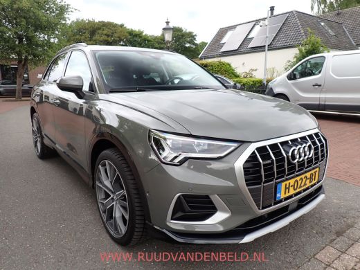 Audi Q3 40 TFSI QUATTRO ! VOL OPTIE ! B&O / ACC / PANODAK / CARPLAY ActivLease financial lease