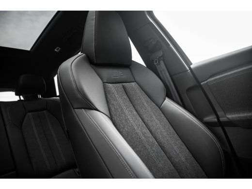 Audi Q6 e-tron S edition 100 kWh | Panoramadak | S Line exterieur ActivLease financial lease