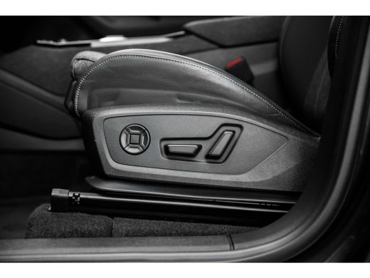 Audi Q6 e-tron S edition 100 kWh | Panoramadak | S Line exterieur ActivLease financial lease